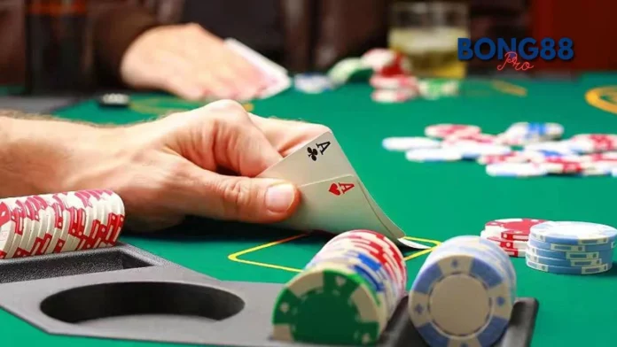 Chiến thuật chơi Poker - Bật mí cẩm nang vàng cho anh em! Chiến thuật chơi Poker - Bật mí cẩm nang vàng cho anh em!